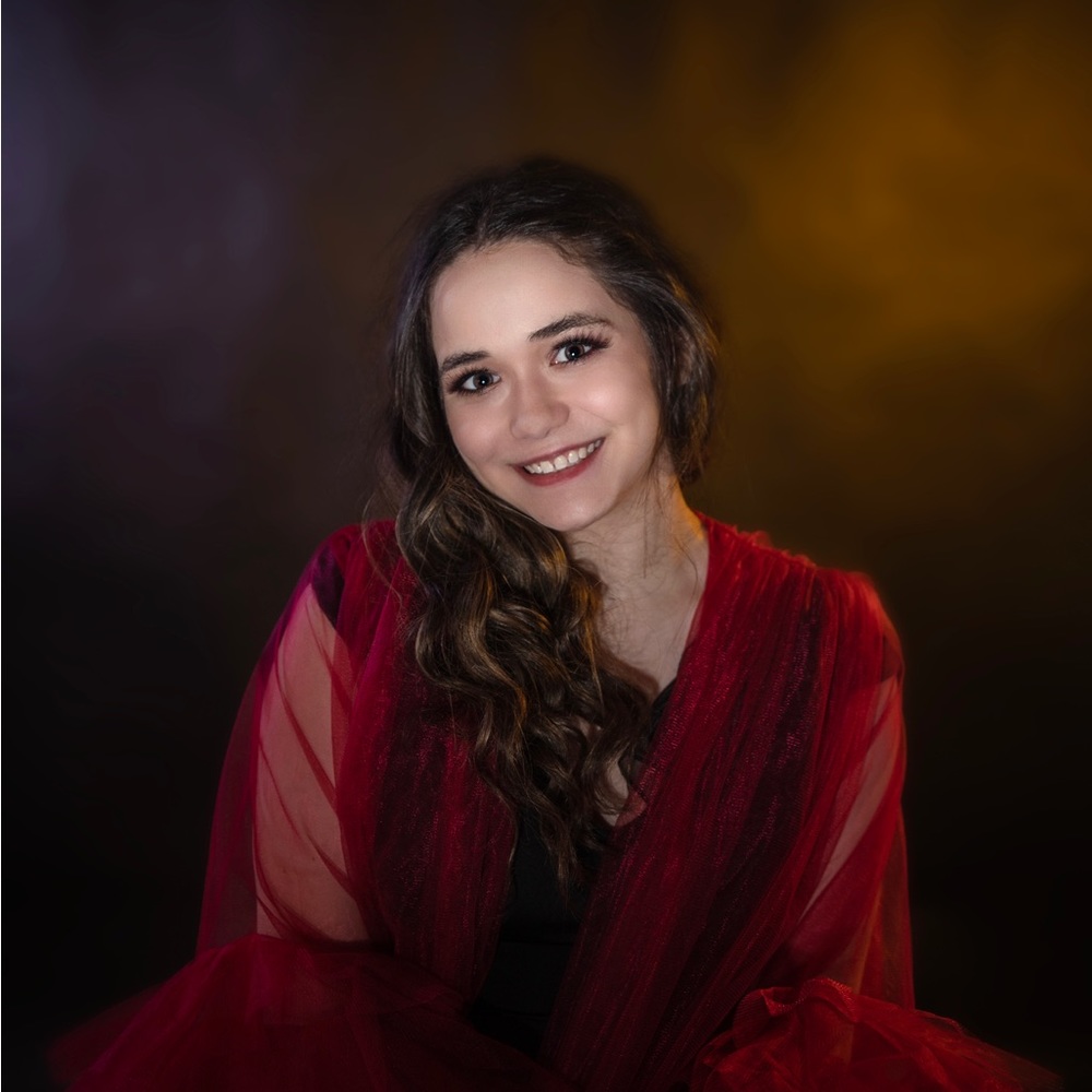 Meet your Posher, Isabella